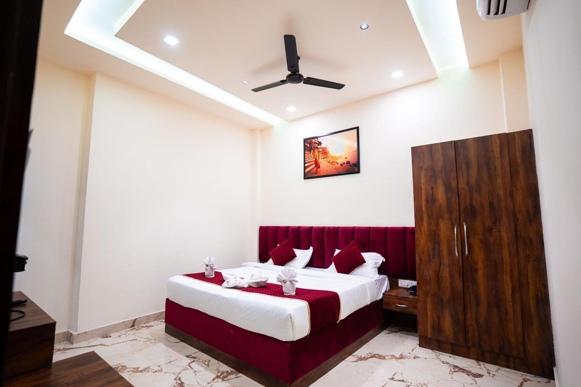 Hotel Jsr Kedar Varanasi Exterior photo